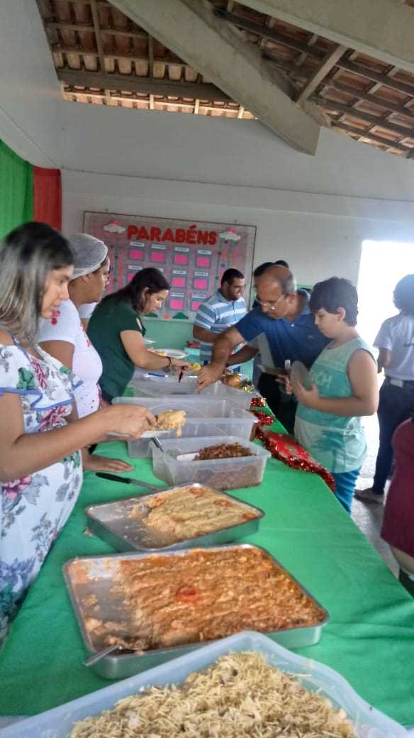 O CAPS Recebe Almoço em Confraternização de Fim de Ano